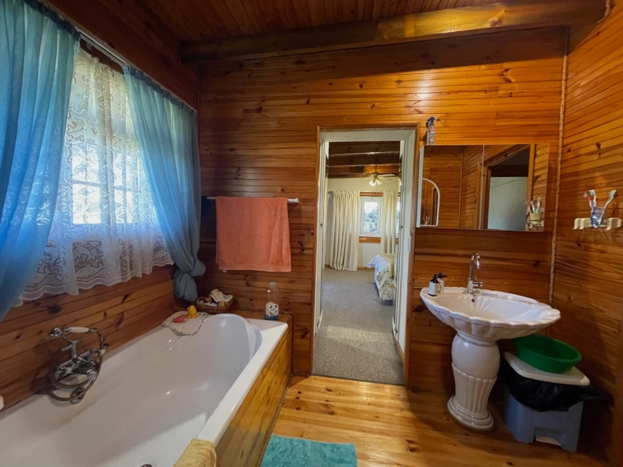 10 Bedroom Property for Sale in Roodefontein AH Western Cape